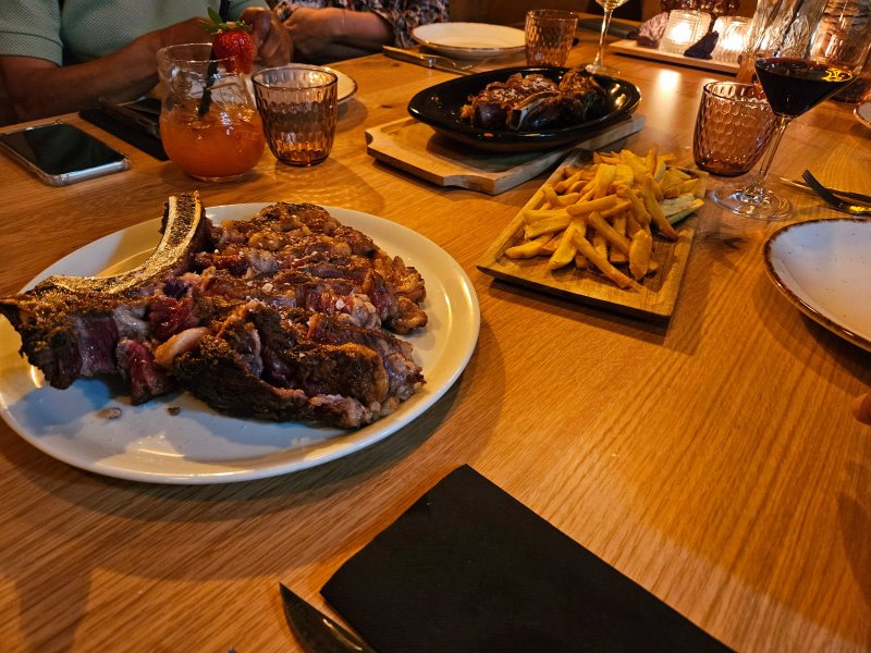 Marboa gastrobar & cocktails