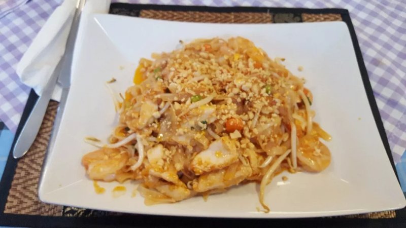 Natthai Imbiss