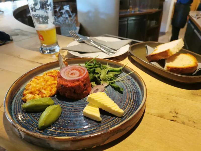 Jedermann – Das junge Wirtshaus