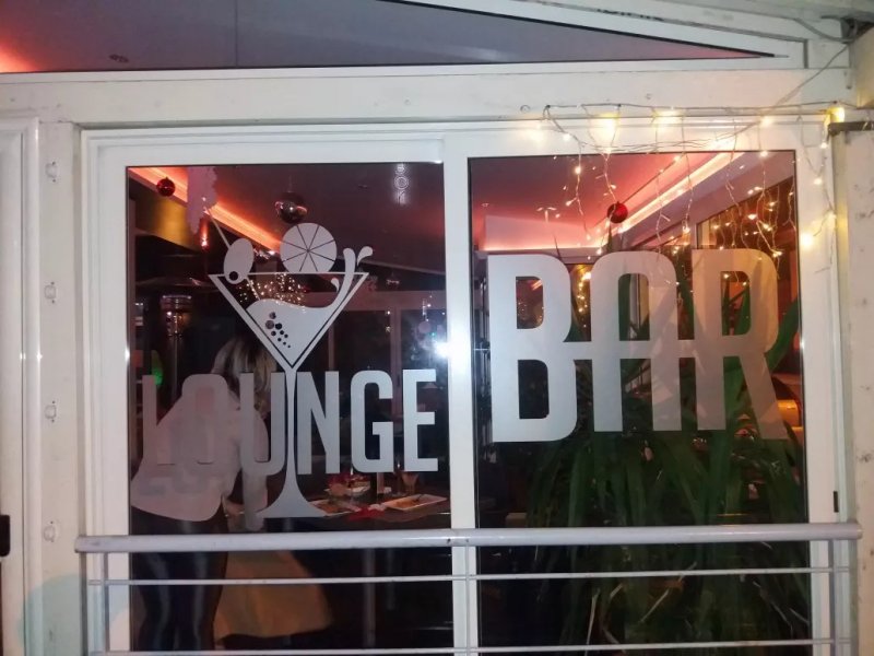 Magic Mirror Lounge Bar