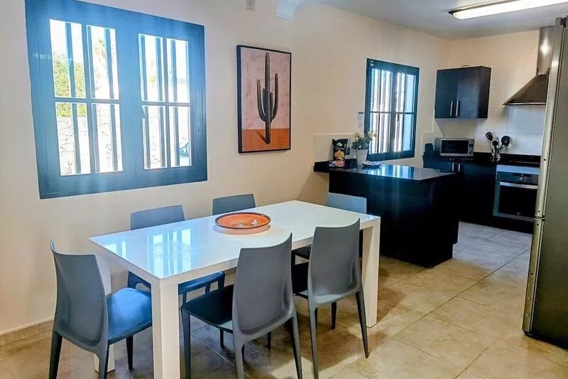 Villa Quintus - Spacious Family Villa with Pool & Pool Table