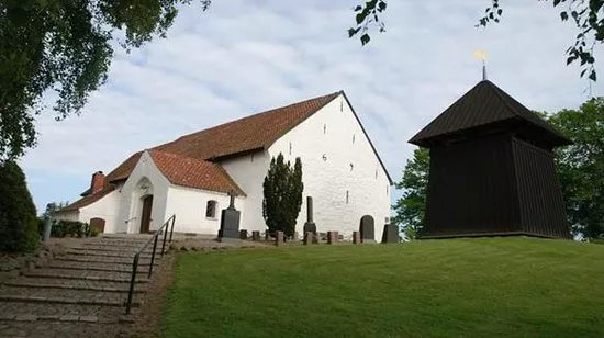 Kvaers Church