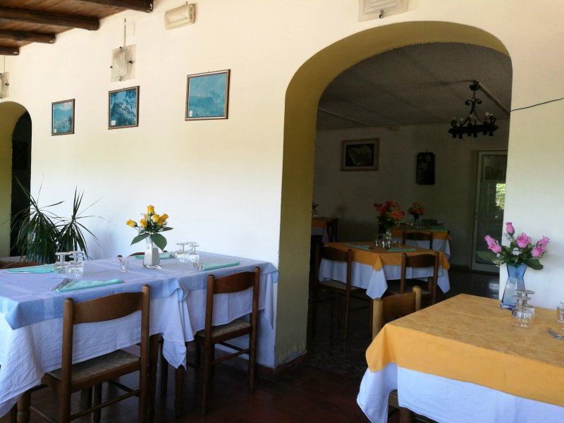 Trattoria Del Portico Di Armeni Carlo