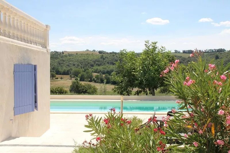 Superb ground floor villa with heated pool in Valensole, Provence