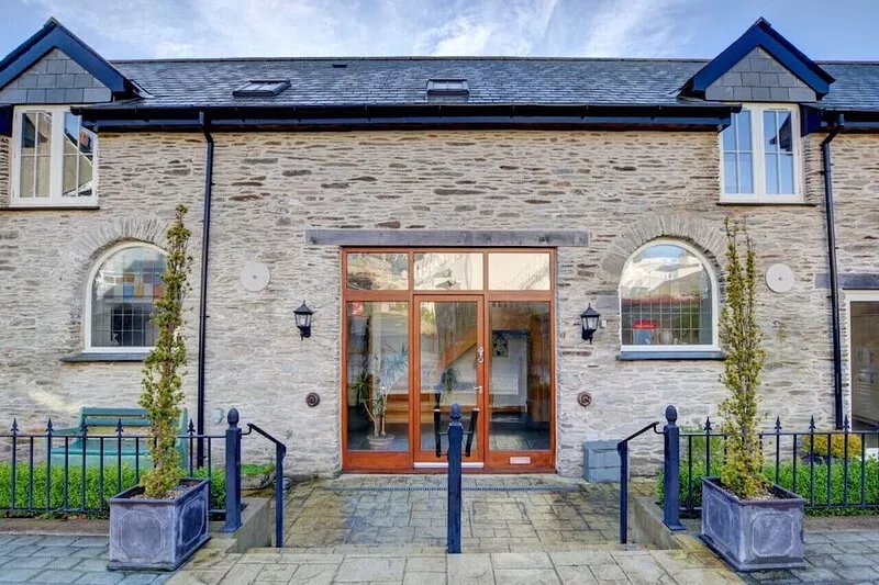 The Stables, Lynton - Four Bedroom House, Sleeps 8