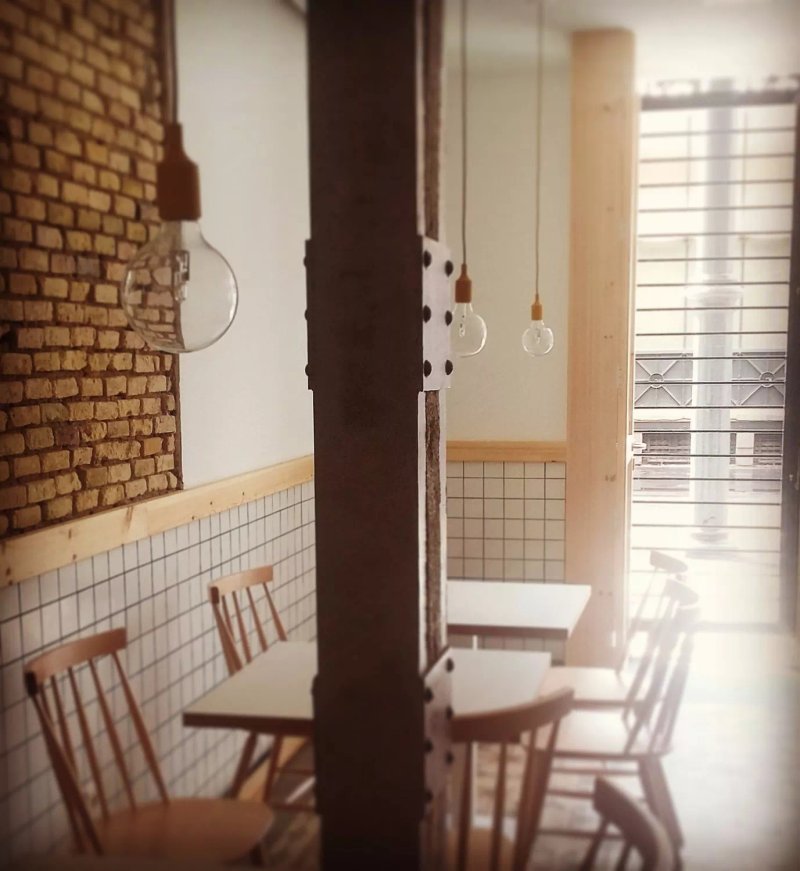 Cafe Bar Central