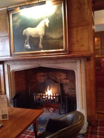 The Angel and White Horse