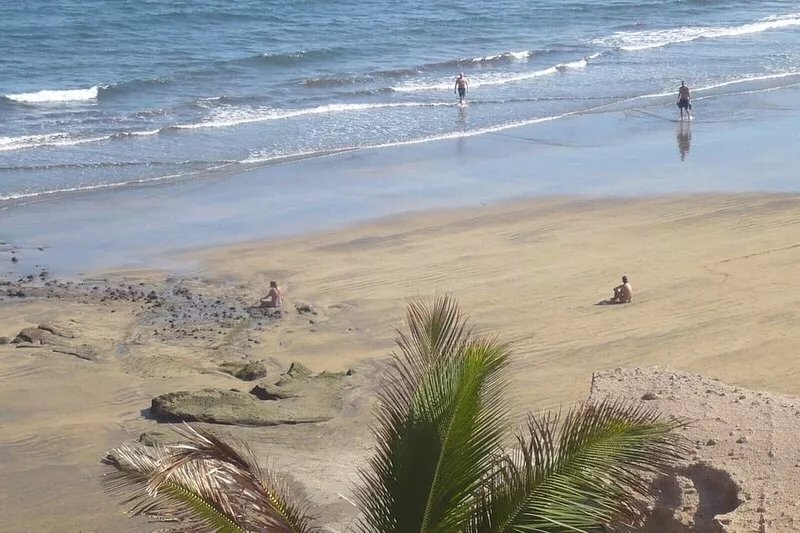 Spectacular bungalow in front of the sea, WiFi, garden-terrace-barbecue