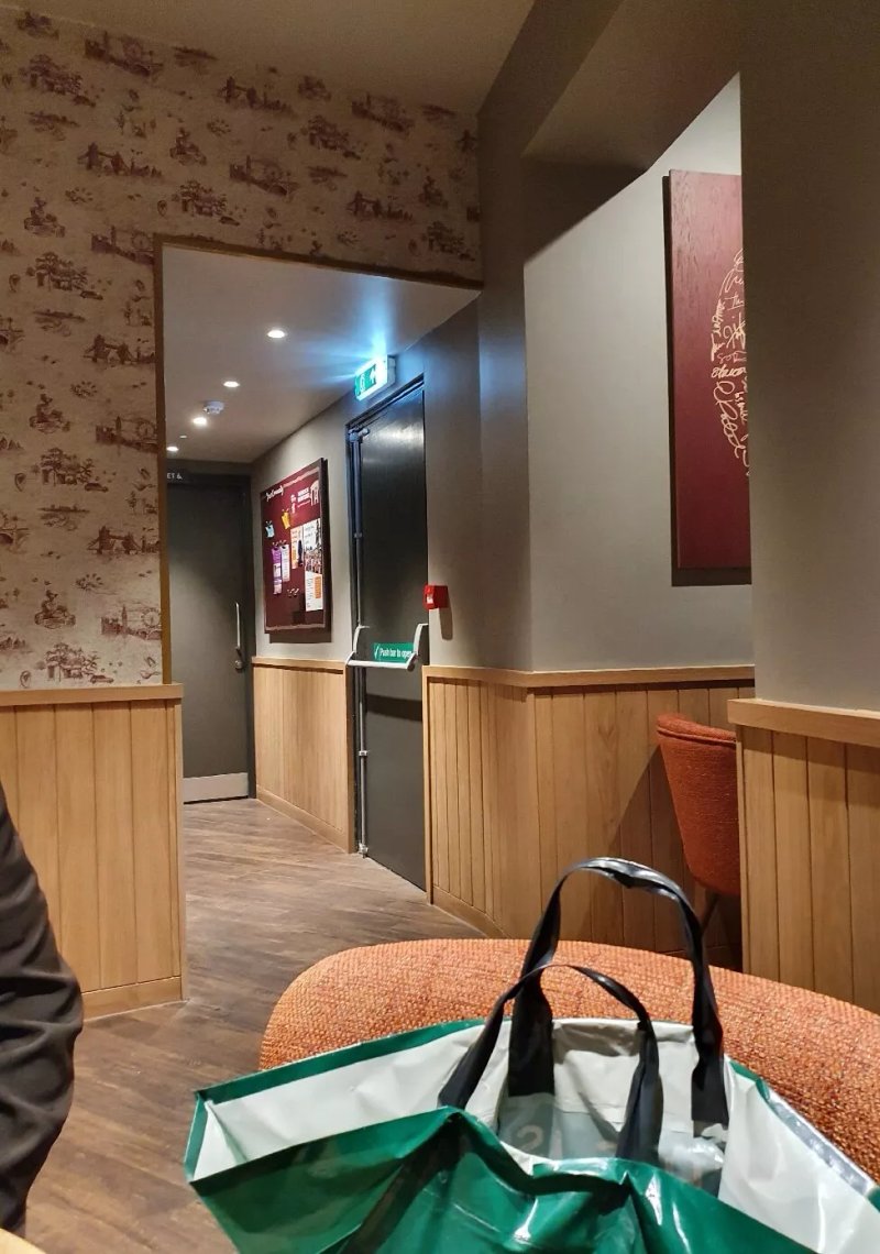 Costa Coffee - Parliament Street