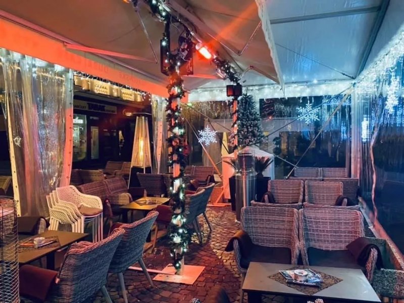 Dubai Cafe