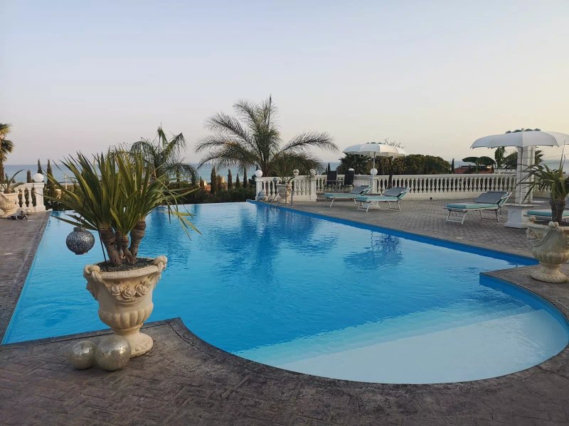 Villa La Perla