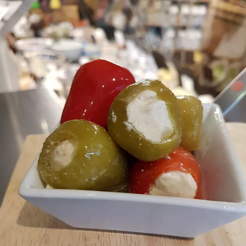Cheddar Deli cheese shop