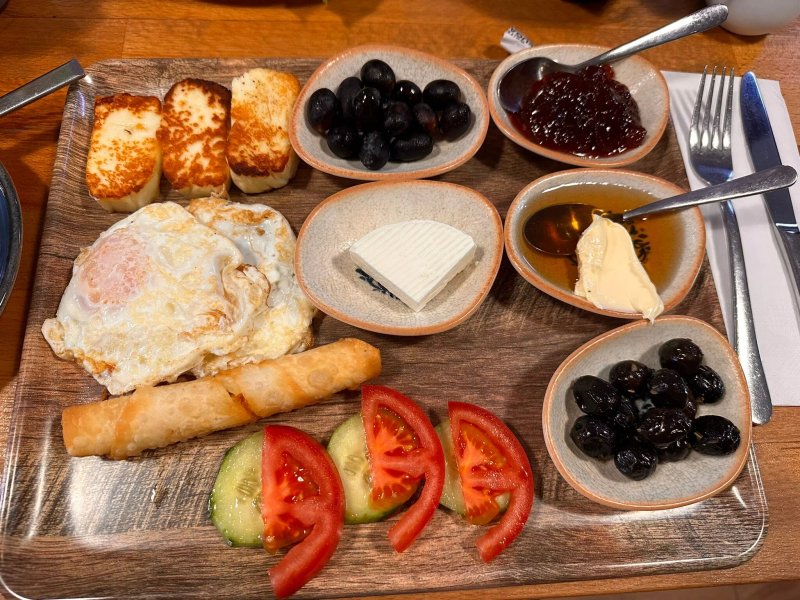 Tea & Toast Cafe MK
