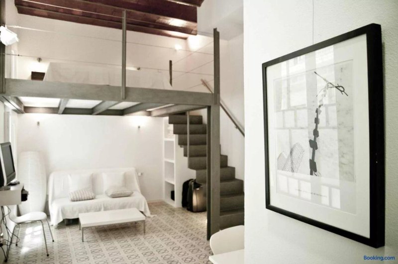 Barceloneta Suites Apartments Market