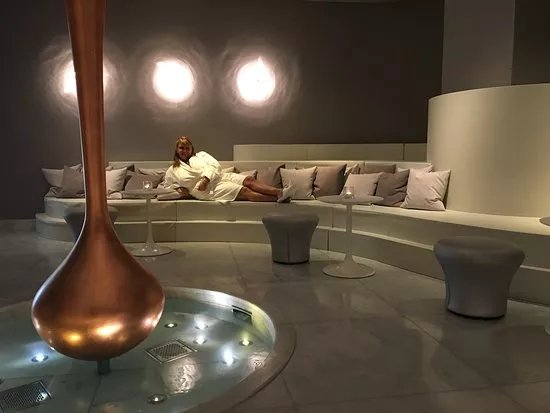 Agua Bathhouse and Spa at Mondrian