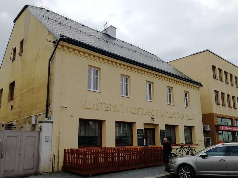 Klastersky hostinec U Karlovych Varu
