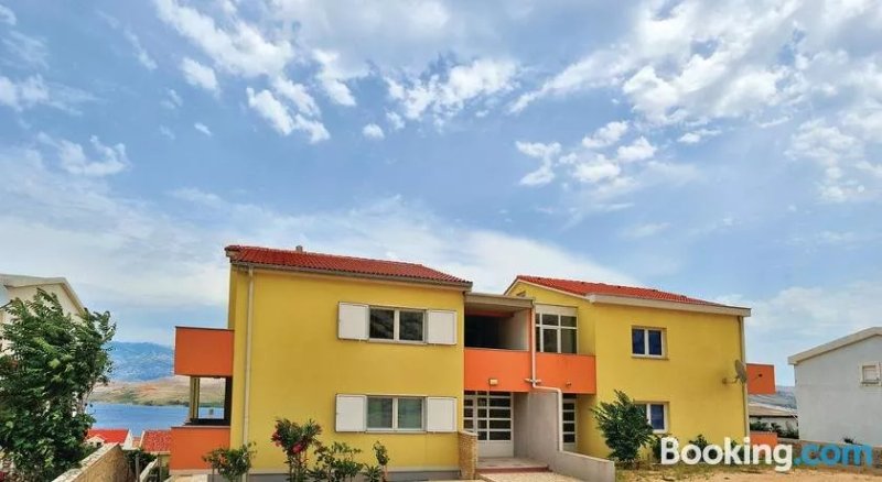 Family Apartments Pupic
