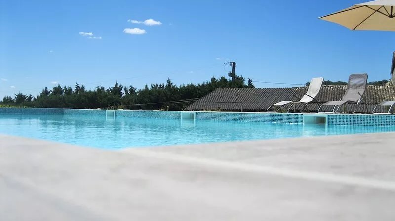 Character 18C House with 12 x 6m private pool