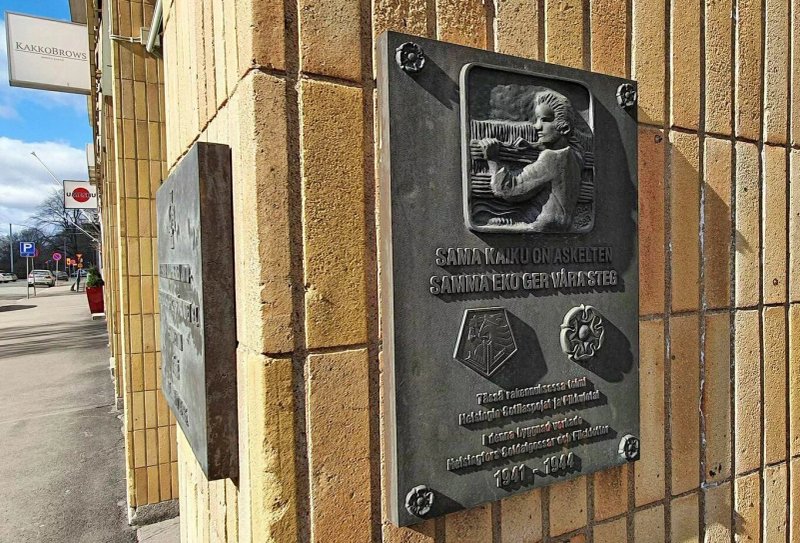 Helsingin Suojeluskunta- Ja Lotta Svard