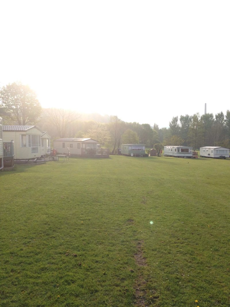 Eden Tree House Caravan Park