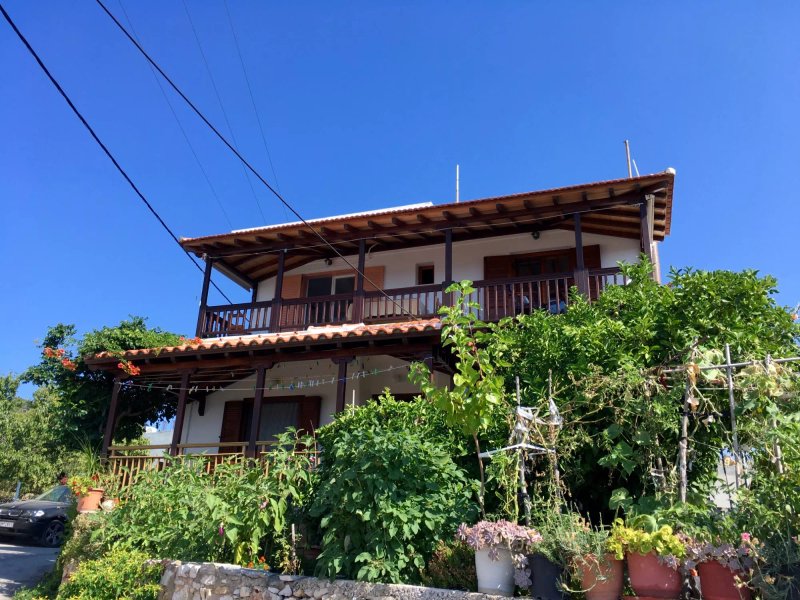 Pension Dimitra