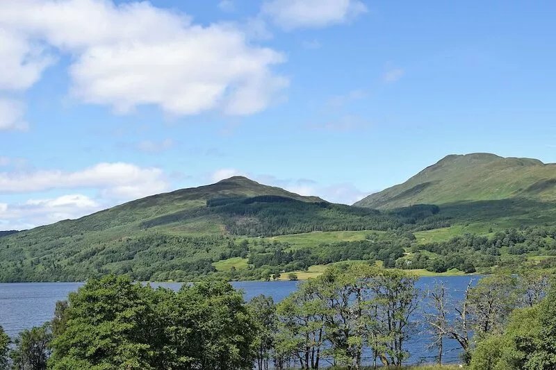 2 bedroom accommodation in Helensburgh