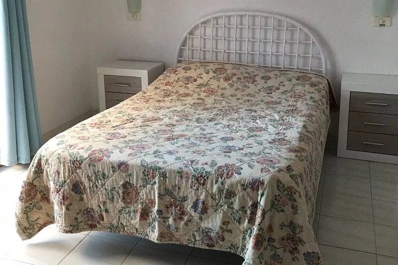 Los Cristianos - spacious apartment, Port Royale, sleeps 5