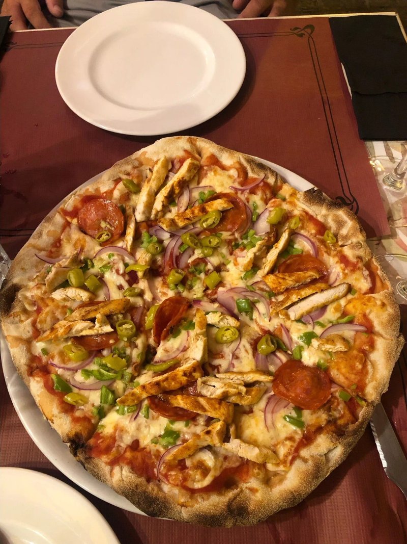 Restaurante y Pizzeria La Fuente