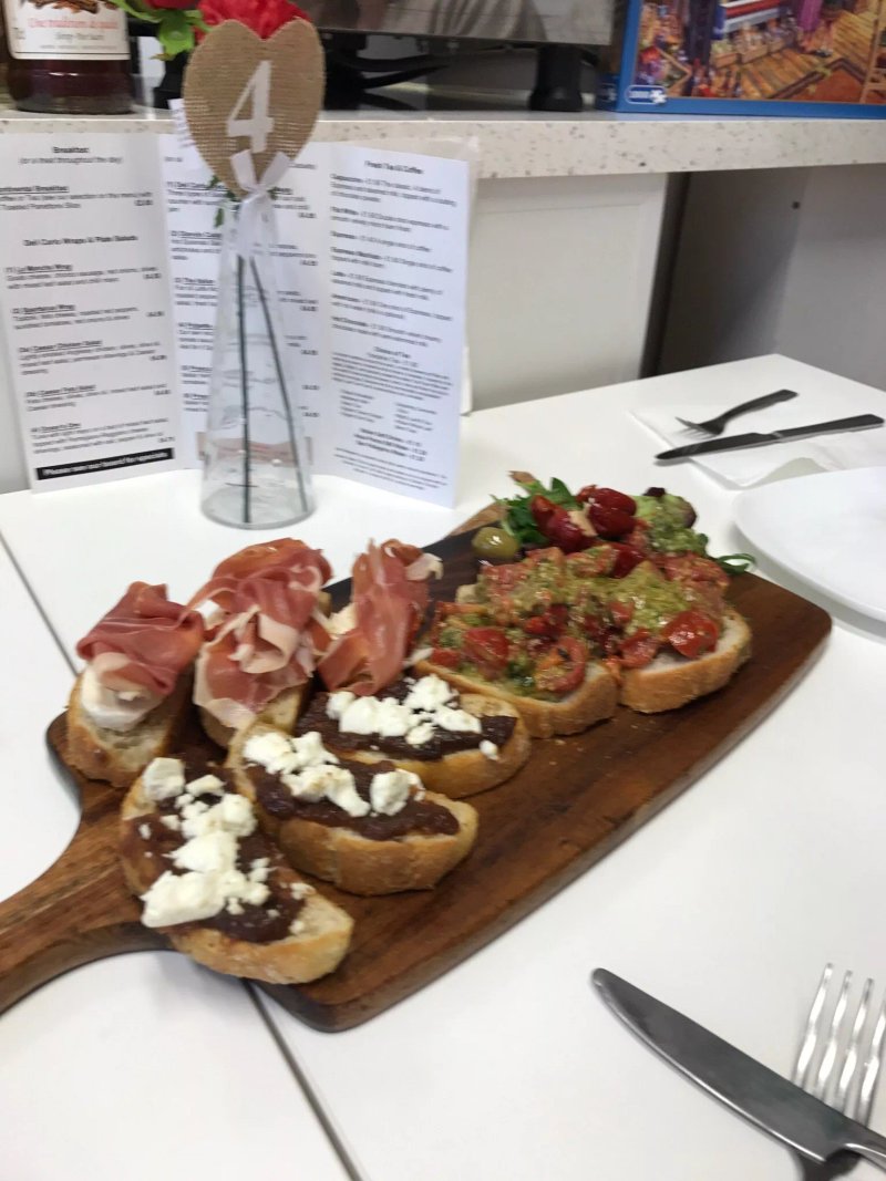 Deli Carlo - Salumeria Italiano