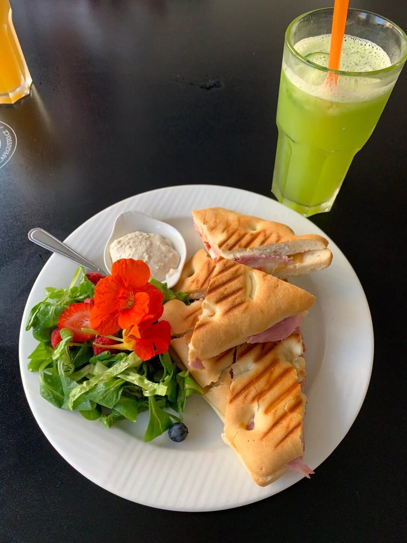 Cafe Gusto