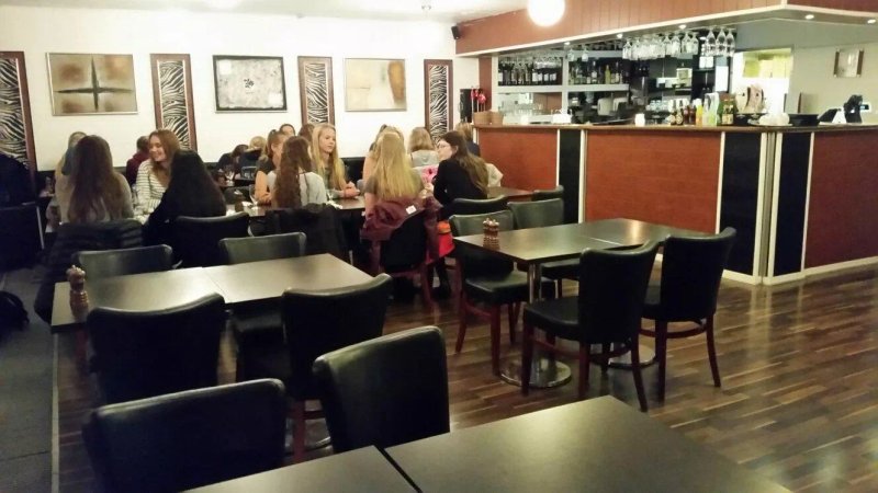 Cafe Drop Inn
