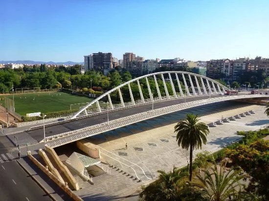 Puente de la Exposicion
