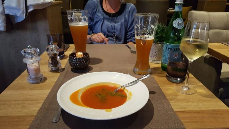 BAR & Restaurant "MAX" 2016