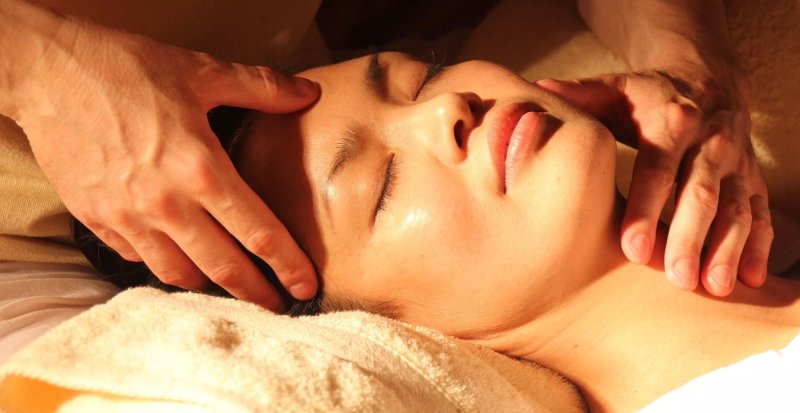 Healing Touch Massage With Karuna