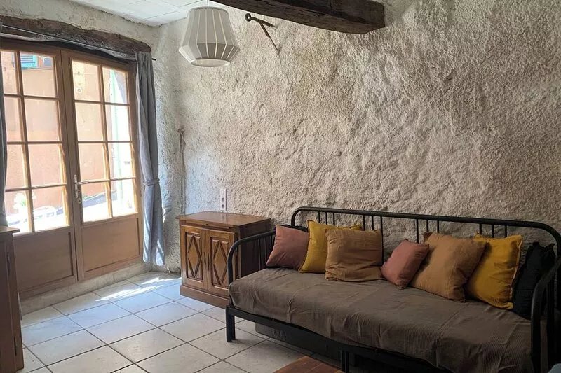 Village House, 5 Floors, 150 Years Old In The Heart Of The Village