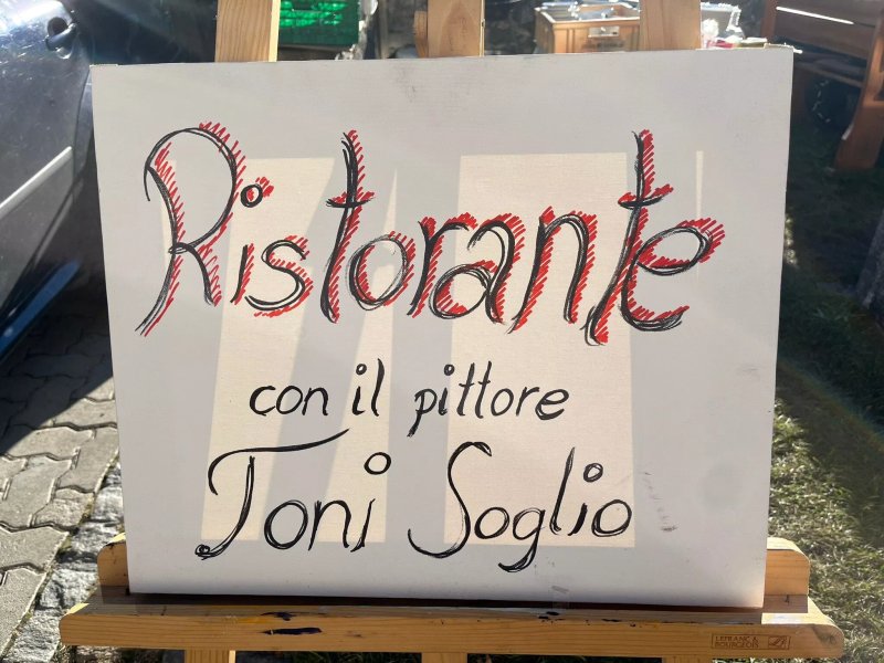 Ristorante Con Il Pittore Toni