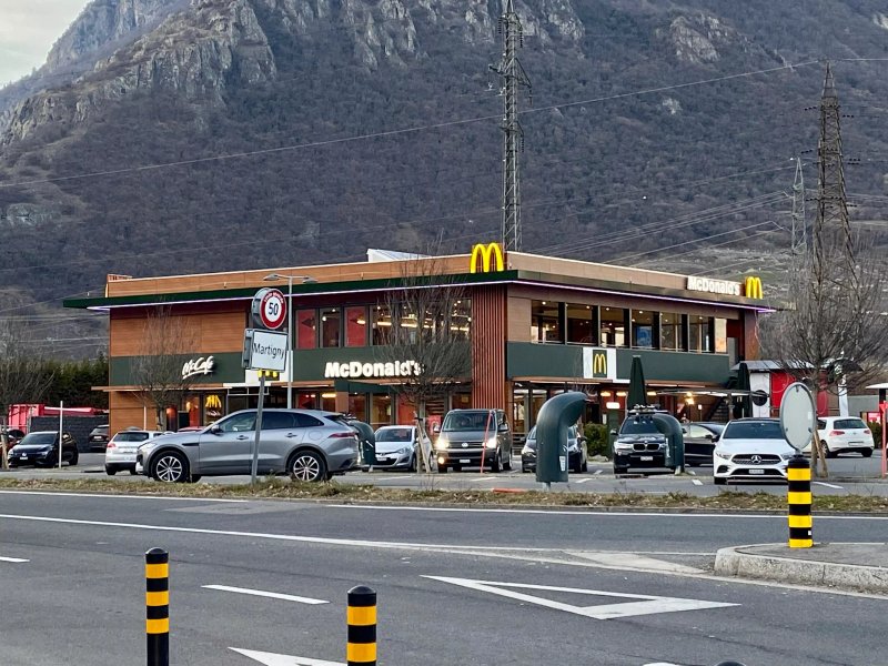 Mcdonald's Restaurant