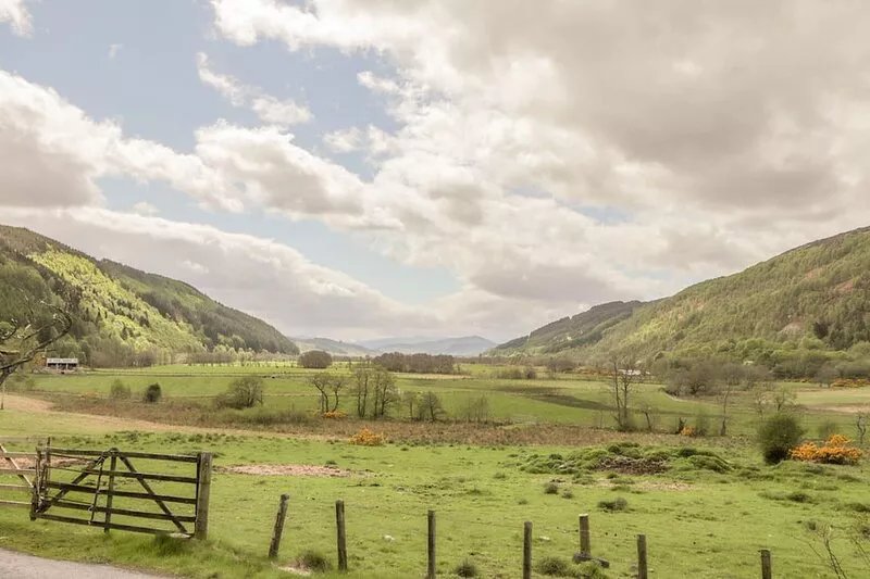 CRASK BUNGALOW, family friendly, with a garden in Cannich