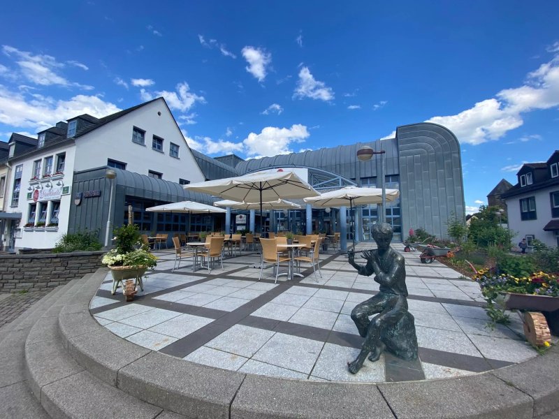 Zur Stadthalle Restaurant