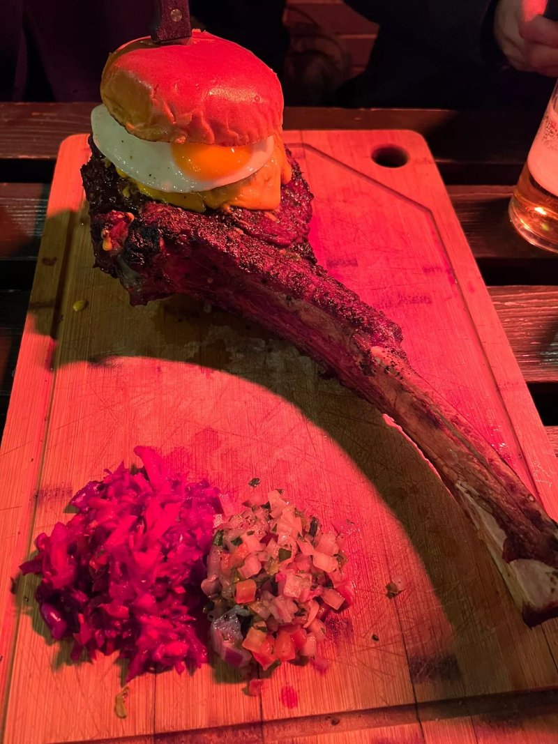 Burgers And Beats
