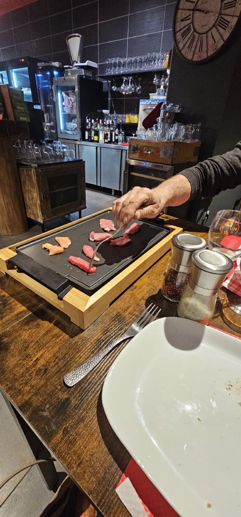 Le Bar A Viande De La Halle