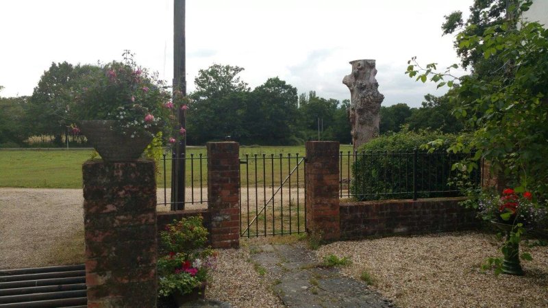 Longwood Bed & Breakfast