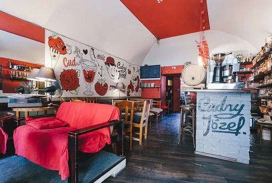 Cudny Jozef Pub