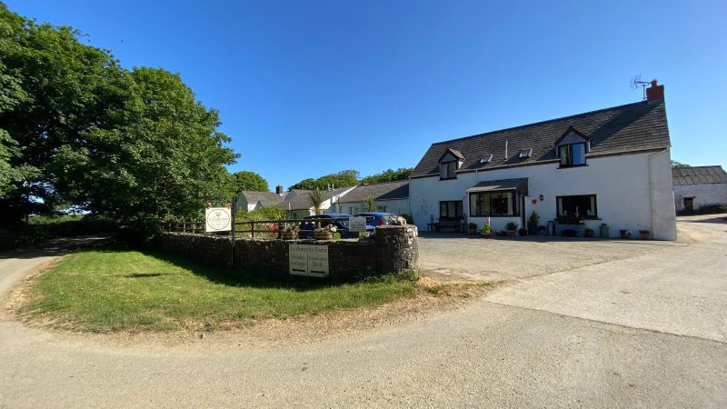 The Farmhouse Lochmeyler