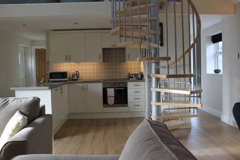 Luxury Cottage, located on working farm, near Oxford, Silverstone & Cotswolds