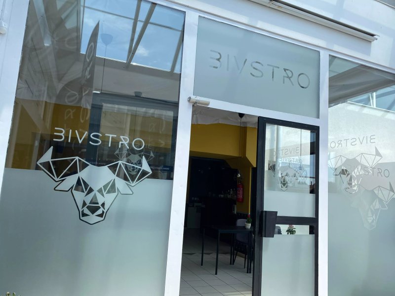Bivstro
