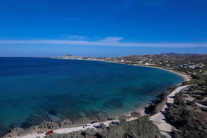 Care Naxos Three bedroom home for six right near the beach B5