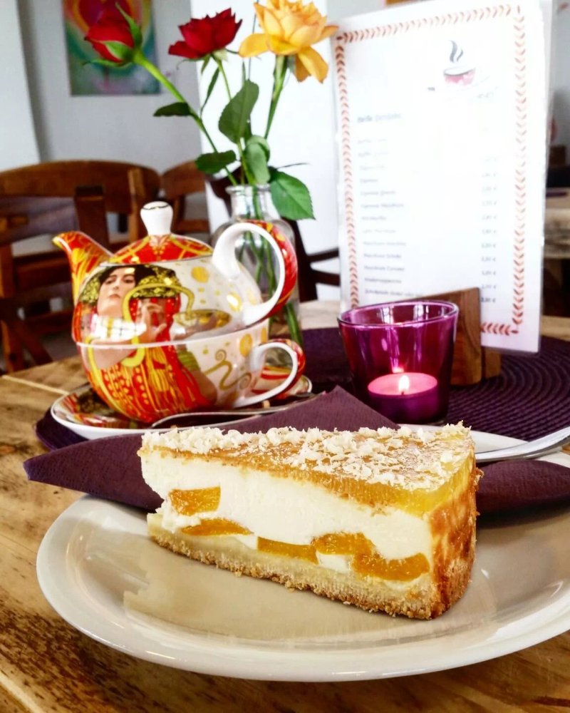 ARTECHINO Kaffe und Kunst