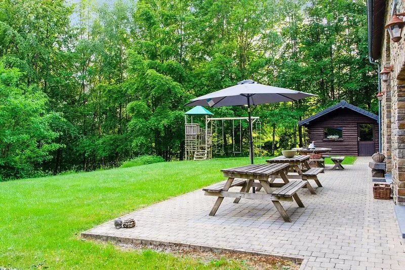 Lavish Holiday Home in Malmedy with Sauna