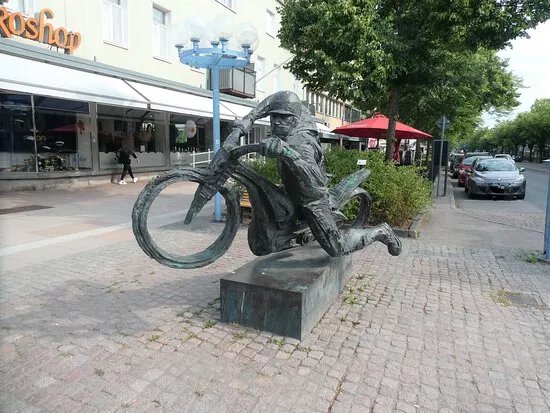 Ove Fundin-staty